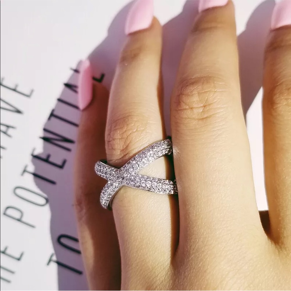 Infinity Women White Sapphire 925 Silver - Picture 1 of 6